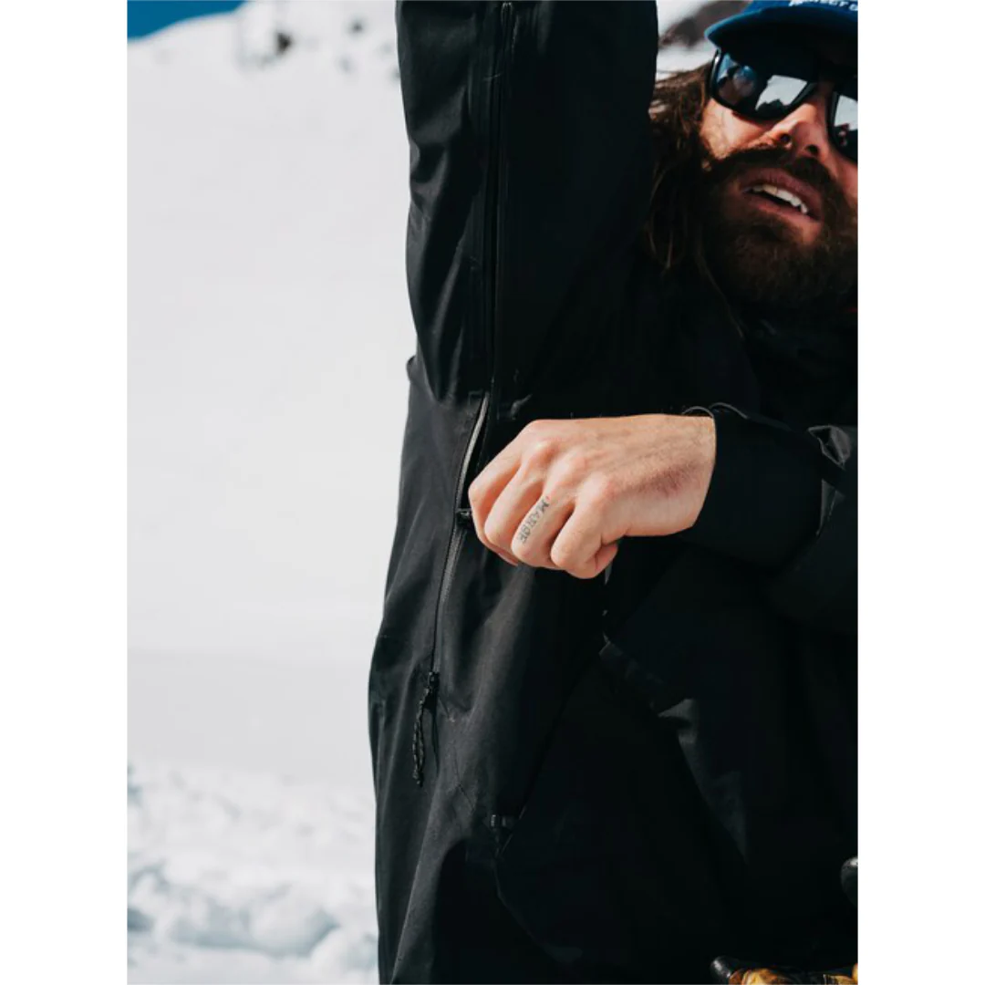 Burton Men's [ak] Tusk GORE-TEX 3L PRO Jacket - True Black - Image 3