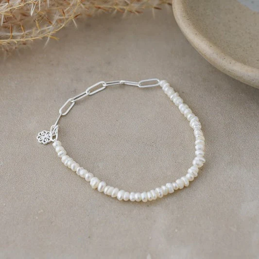 Glee Alyssa Bracelet - White Pearl - Image 2