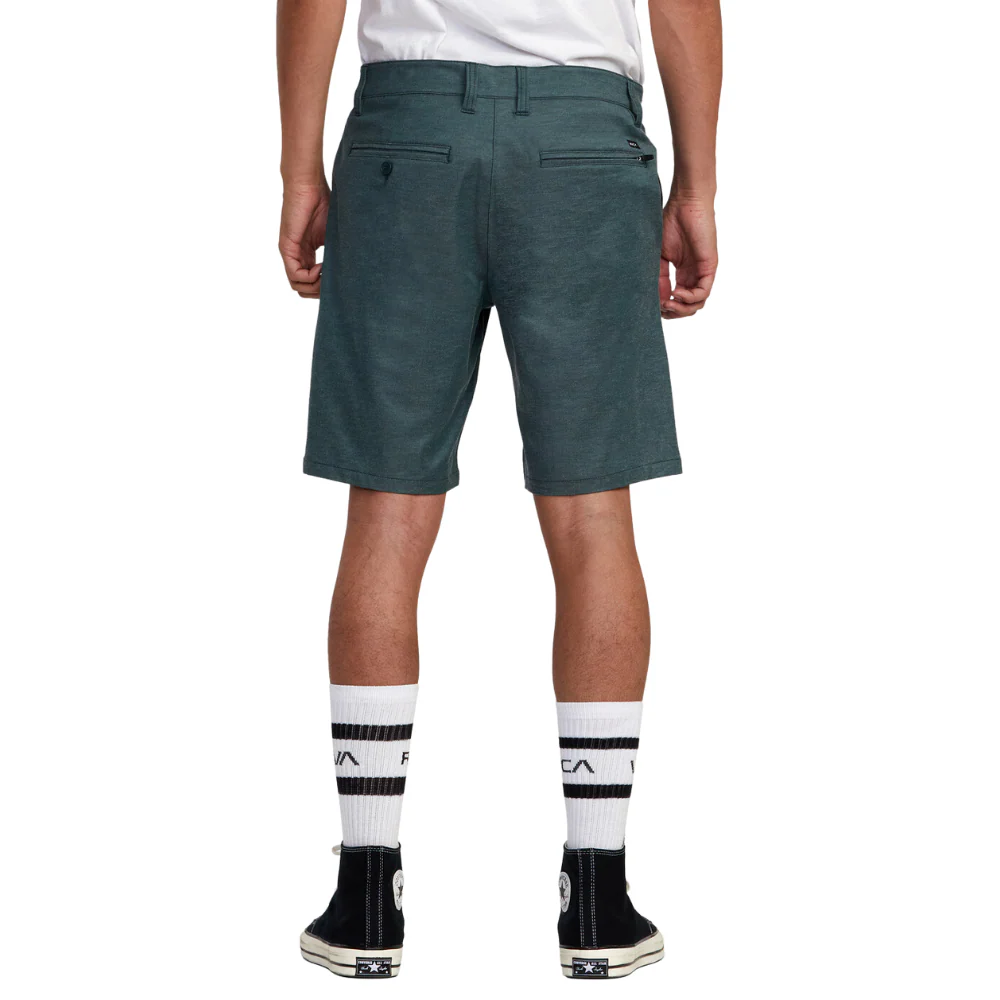 RVCA Men's Back In Hybrid 19" Shorts - Image 4